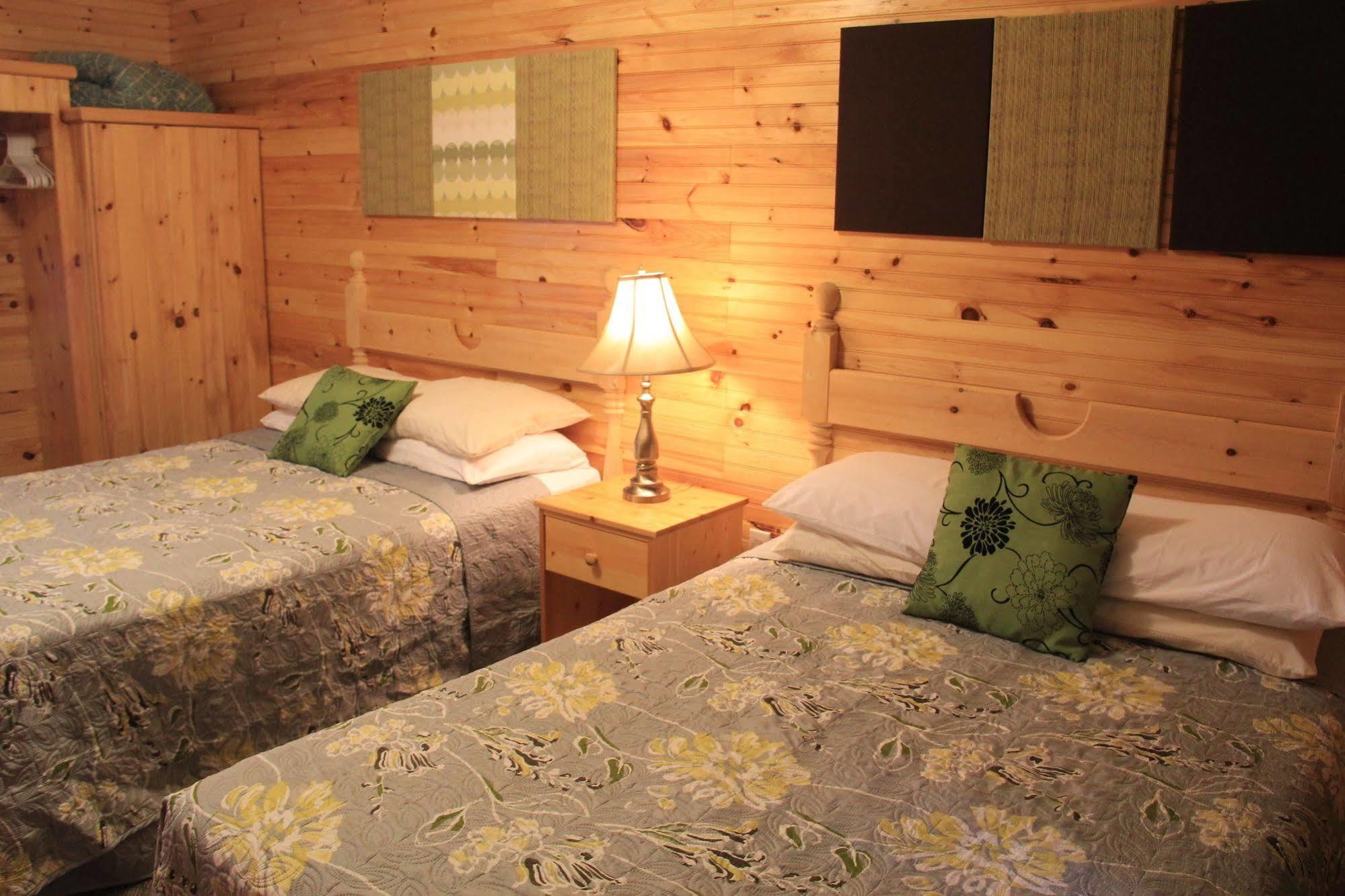 Hidden Acres Cottages คาเวนดิช ภายนอก รูปภาพ