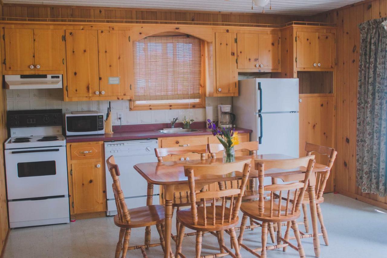 Hidden Acres Cottages คาเวนดิช ภายนอก รูปภาพ
